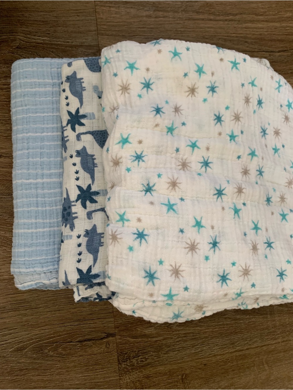 aden + anais Baby Muslin Blankets in White, Blue, Teal & Tan Star Prints